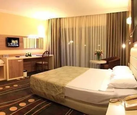 Vista Azur Hotel 4*